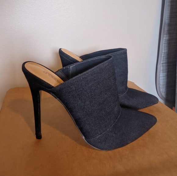 Shoedazzle jean mules - Picture 2 of 6